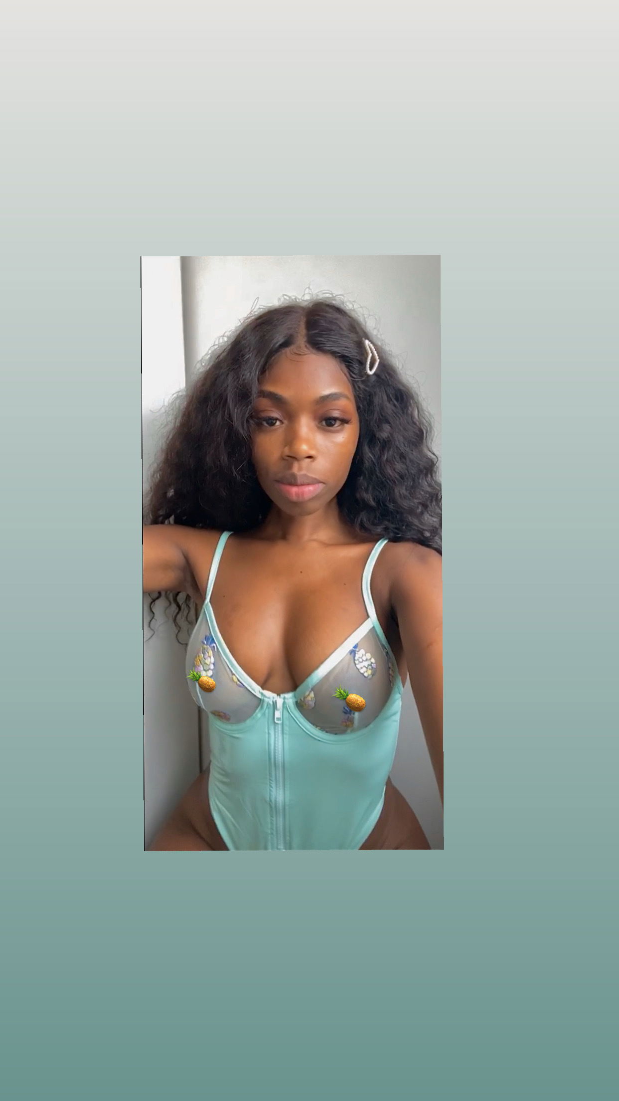 Laura🦋💫 profile avatar Laura🦋💫 profile avatar