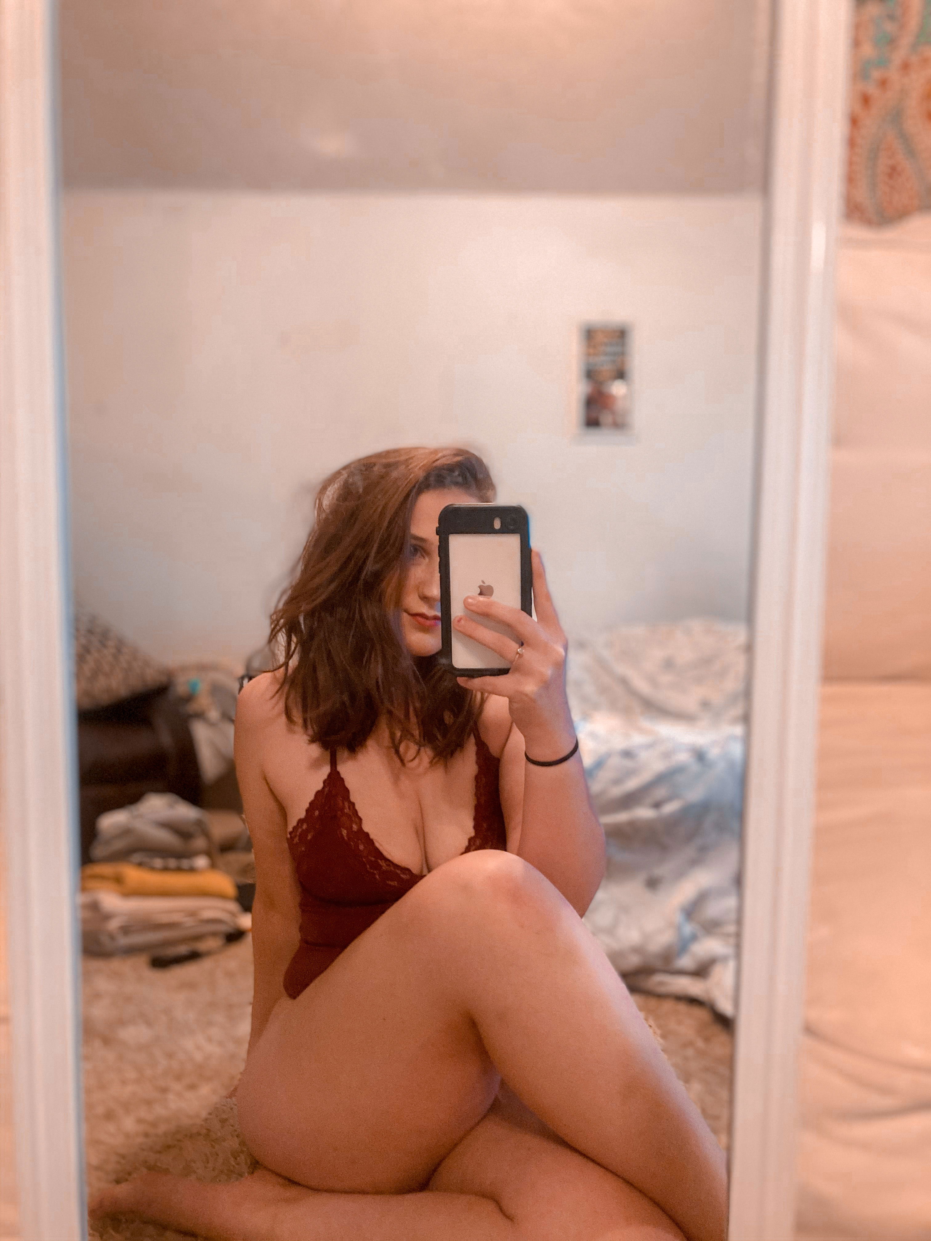 about model image about model image