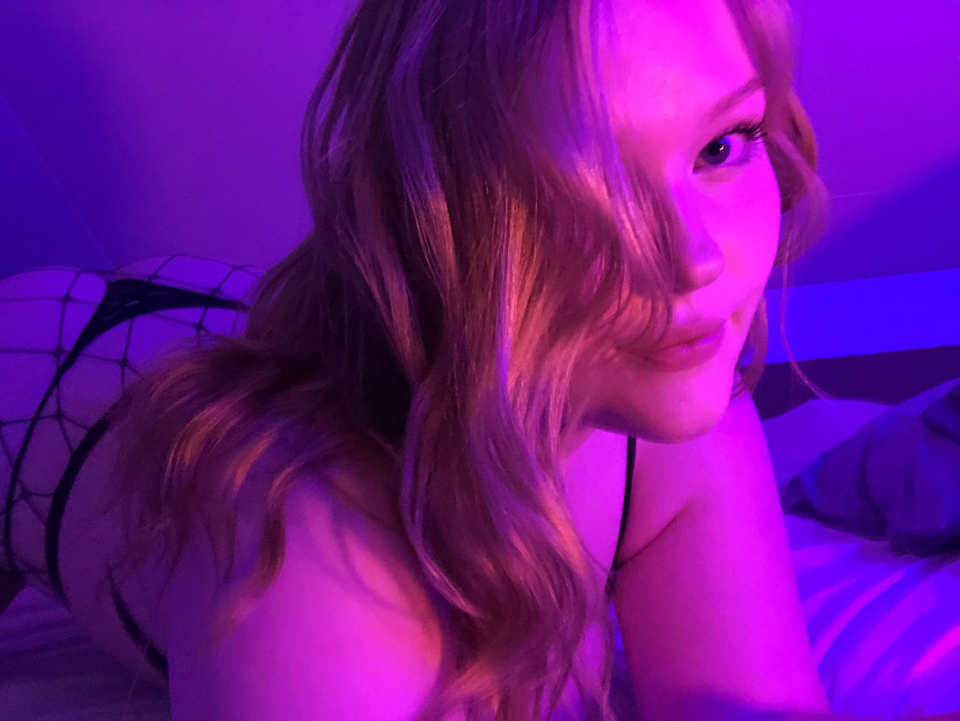Emma Eve profile avatar